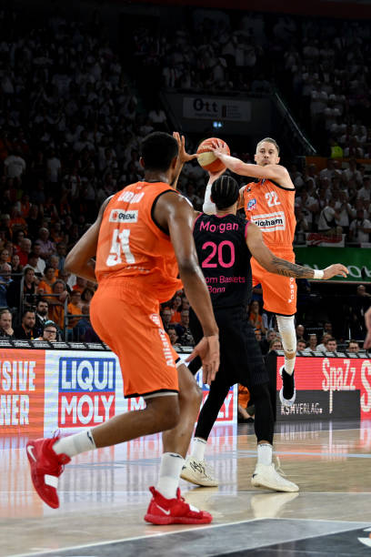 把曼联带回 把曼联带回