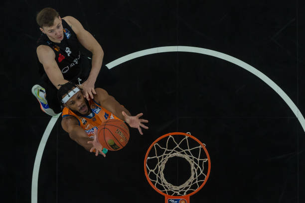 轻选手在体 轻选手在体